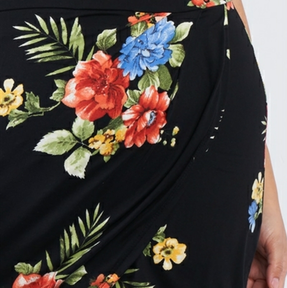 Plus Size Black Floral Wrap Skort Romper - Picture 5 of 7